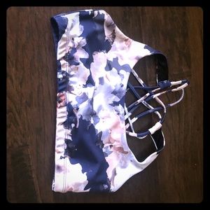 Onzie sports bra ~ small